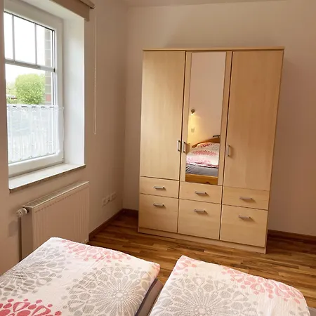 Apartment Haus Krasniqi 2 *